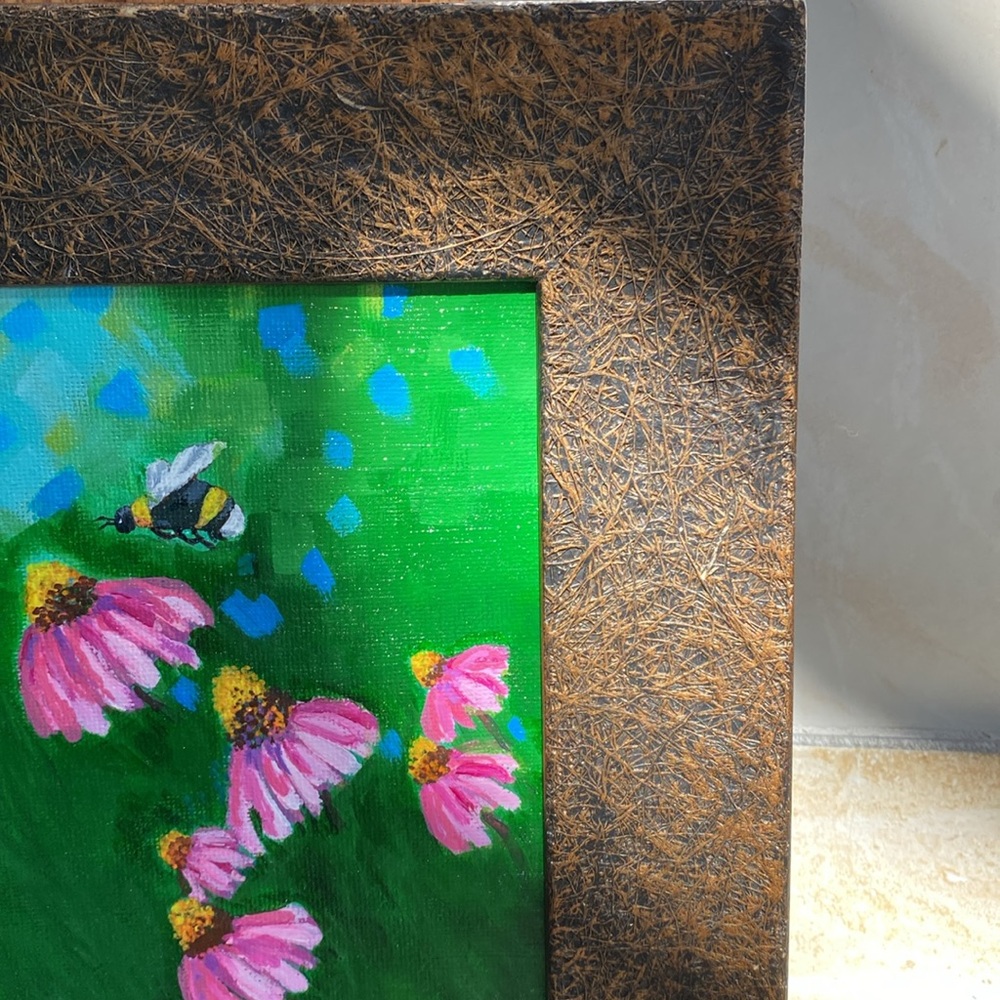 Original hand painted Acrylic Framed Floral Painting with Bee. New - Picture 3 of 3